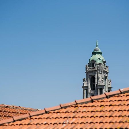 Baixa24 •P2R• Bright Apt In Vibrant Downtown Porto Bagian luar foto